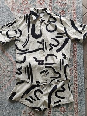 Women's Black Abstract Print Short Sleeve Set